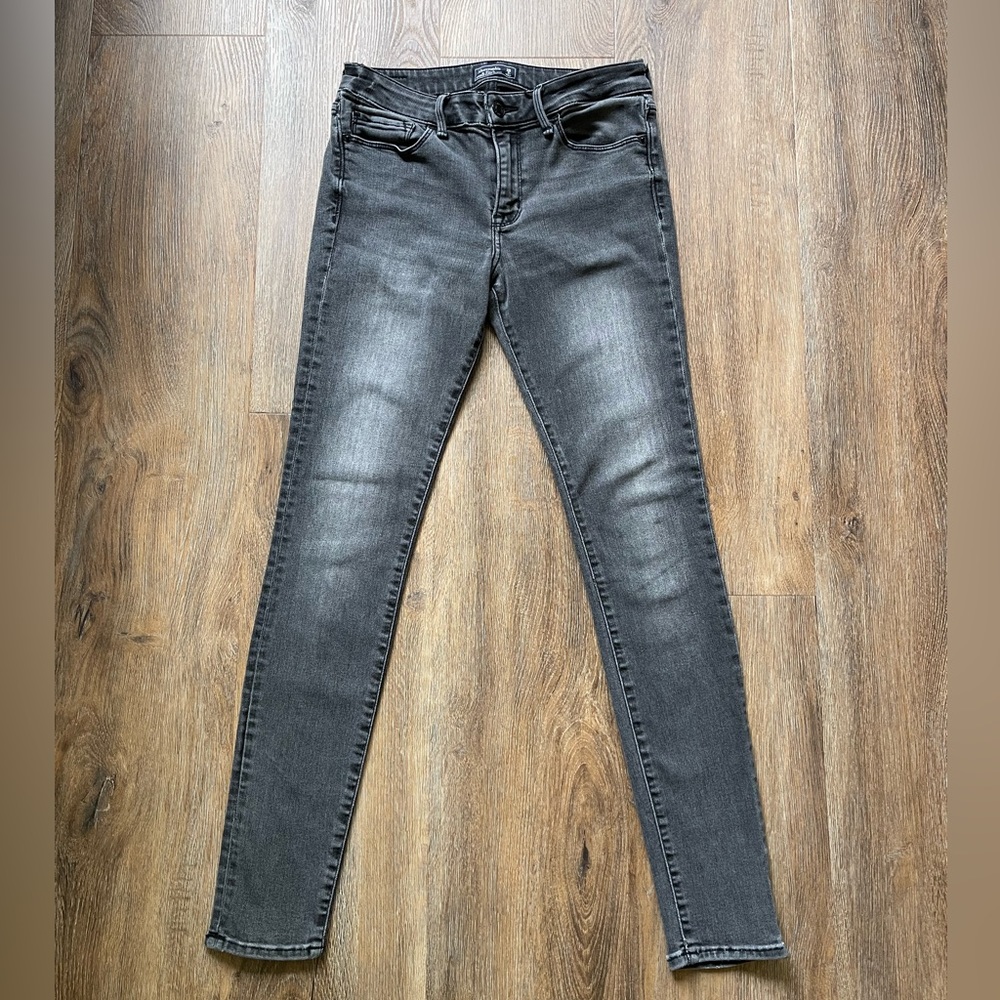 Abercrombie and Fitch Super Skinny Jeans